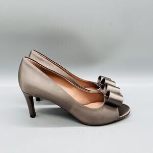L'Autre Chose Shoes Womens 8.5 Beige Silk Bow Peep Toe Stiletto Pumps Slip On